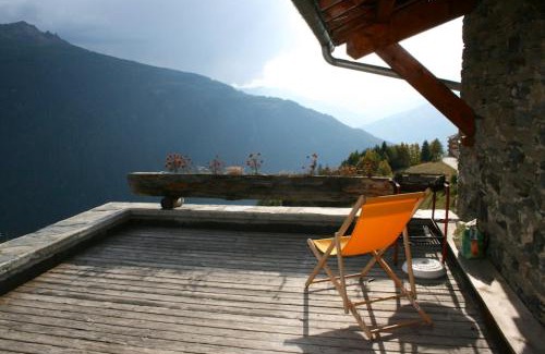 Seez House | Maison de charme à Séez avec vue sur montagne, cheminée