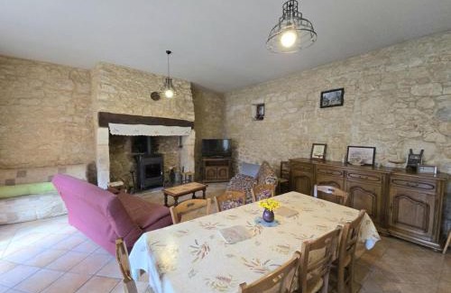 Borreze House | Maison de charme avec ruisseau, 5 chambres, proche Vallée de Dordogne et sites touristiques - FR-1-616-170