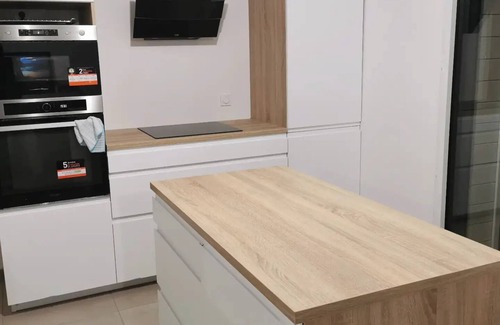 Mont Gaillard House | Maison de Famille Avec Jardin à 10 Minutes en Voiture de la Plage !