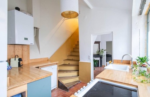 Le Celle-Saint-Cloud Apartment | Maison de Ville Calme au Proche Versailles