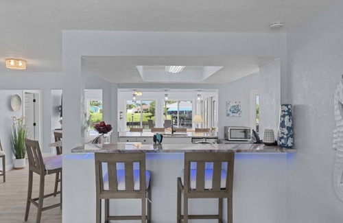 Fort Myers House | Maison de la Mer - Cape Coral Vacation Rental, Water front with direct access