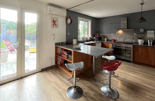 Saint-Paul House | Maison de Saint-Paul