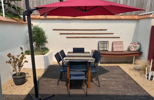 Guisseny House | Maison de Vacances à Guissény : Charme et Convivialité en Bord de Mer