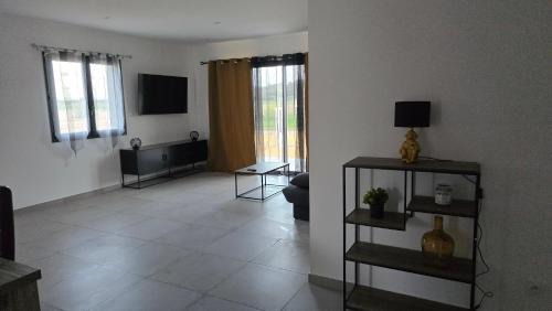 Piolenc House | Maison des peupliers