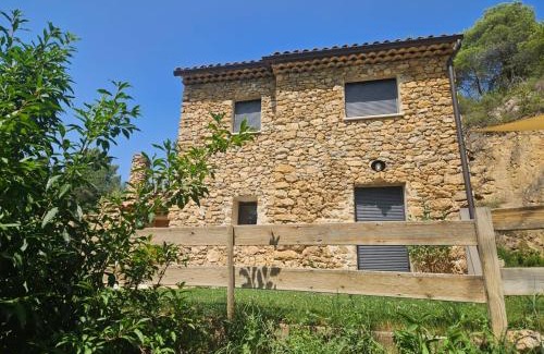 Merindol-les-Oliviers Villa | Maison du soleil