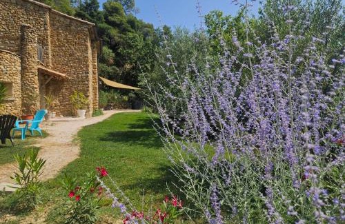 Merindol-les-Oliviers Villa | Maison du soleil