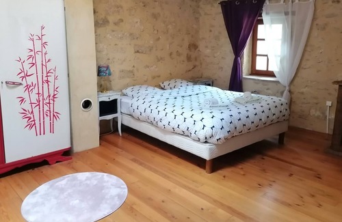 Collias House | Maison en Bordure de Rivière