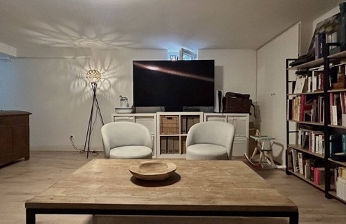 Asnieres-sur-Seine House | Maison Entière à Côté des JO/ 200 m2 /5 Chambres