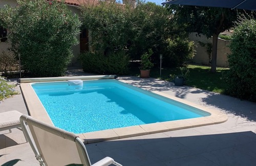 Istres House | Maison Entre Mer et Terres Provençales Avec Pull House-piscine-jardin Arboré