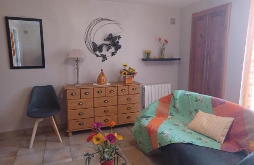 Cherveix-Cubas House | Maison familiale avec piscine privée, jeux pour enfants, salle de sport et Wifi en Dordogne - FR-1-616-70