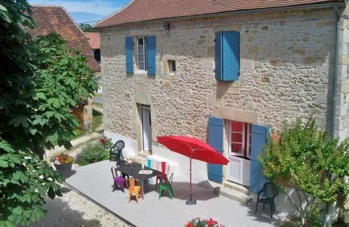 Cherveix-Cubas House | Maison familiale avec piscine privée, jeux pour enfants, salle de sport et Wifi en Dordogne - FR-1-616-70