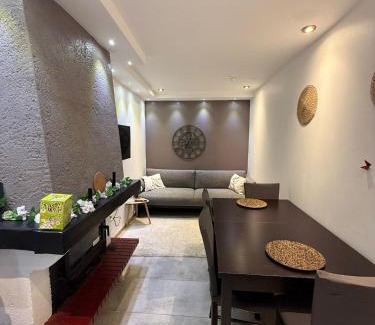 Le Fief-Sauvin Apartment | Maison Familiale