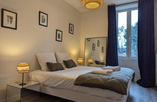 Saint-Yrieix-sur-Charente House | Maison spacieuse avec terrasse, proche CNDBI, idéale pour familles et événements, animaux acceptés. - FR-1-653-249