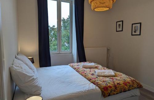 Saint-Yrieix-sur-Charente House | Maison spacieuse avec terrasse, proche CNDBI, idéale pour familles et événements, animaux acceptés. - FR-1-653-249