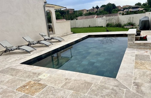 Pertuis House | Maison Individuelle Avec Piscine et Dépendance