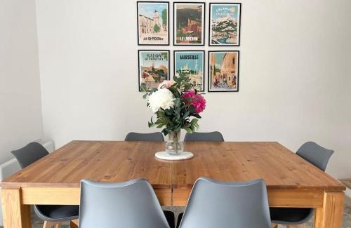 Cornillon-Confoux House | Maison l’Oustaou Cornillonnais