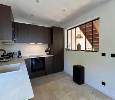 Blonville-sur-Mer House | Maison la corniche