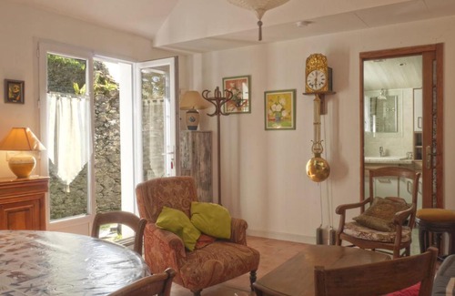 Le Palais House | Maison Le Palais, 2 pièces, 4 personnes - FR-1-418-61