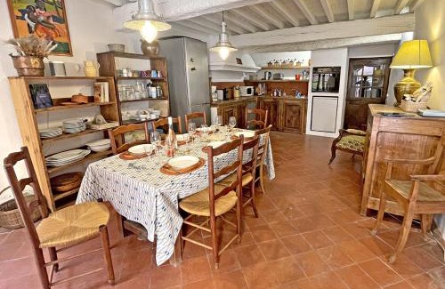 Aups House | Maison Loumio - Charming 4 double bedrooms village home -ultra fast wifi