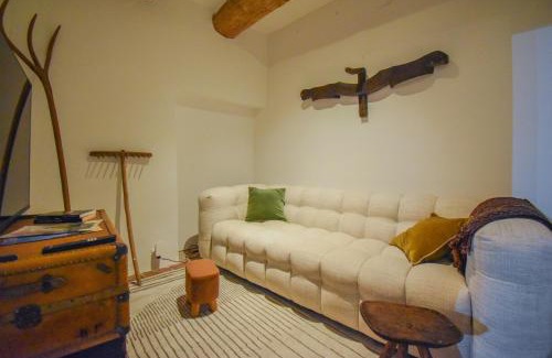Villecroze House | Maison Maples- Le charme provençal