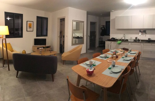 Pozzo Condo | Maison Mitoyenne en Balcon sur la Mer, à 15 Minutes de Bastia, Animaux Acceptés