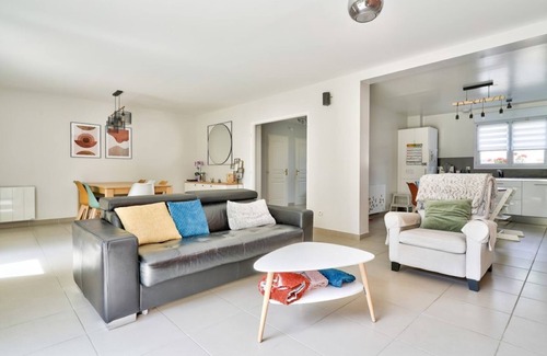 Sucy-en-Brie House | Maison Moderne Familiale