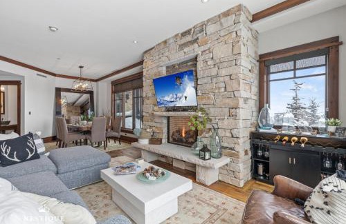 Empire Pass Apartment | Maison Moose at Arrowleaf in Deer Valley, Luxurious Ski-In Ski-Out Condo Hosted by Nestique