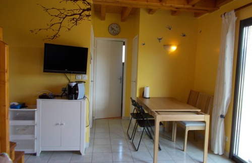 Jassat House | MAISON NEUVE * A 1KM DU LAC CHAMBON