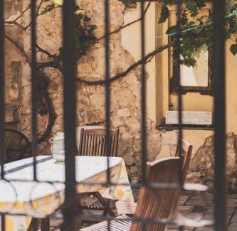 Cuxac-dʼAude Bed & Breakfast | Maison Pelissier - Chambres d’hôtes avec piscine