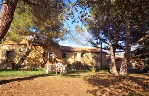 Passa House | Maison Pittoresque Terrasse et Jardin Monastir del Camp