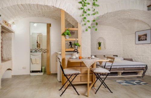 Terlizzi Apartment | "Maison Pulli B&B" - Cozy Stay near Bari & Sea