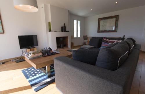 Locmaria House | Maison récente avec jardin et wifi à Locmaria - FR-1-418-13