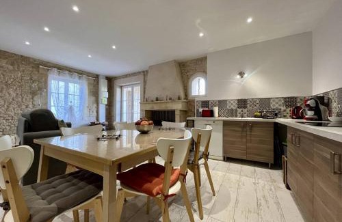 La Remigeasse House | Maison Rénovée 2024 à 2 Pas de la Plage – 8 Couchages, Wifi, Terrasse, Proche Pistes Cyclables - FR-1-246A-283
