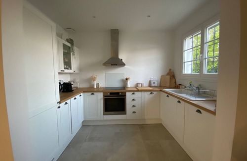 Vaux-sur-Mer House | Maison Rénovée et Lumineuse à Vaux-sur-mer, 6 Personnes, 3 Chambres