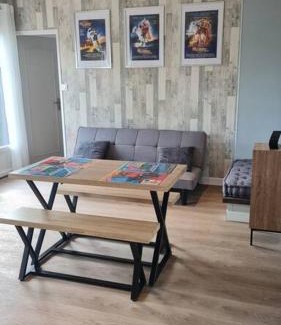 Marmagne House | Maison Retour vers le Futur - 2 chambres/jardin