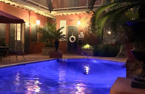 French Quarter Apartment | Maison Rouge in French Quarter. Includes 2 Endymion Ball Tickets