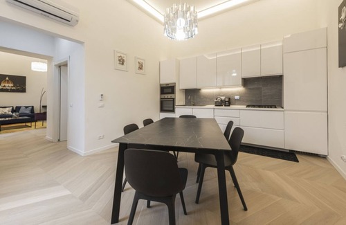 Santissima Annunziata Apartment | Maison San Gallo by MMega