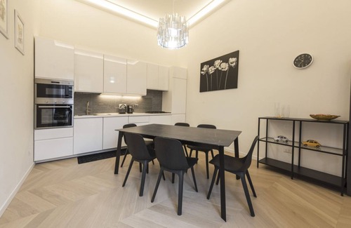 Santissima Annunziata Apartment | Maison San Gallo by MMega