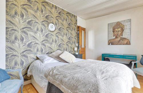 Villeneuve-la-Garenne House | Maison sur les quais de Seine proche de Paris