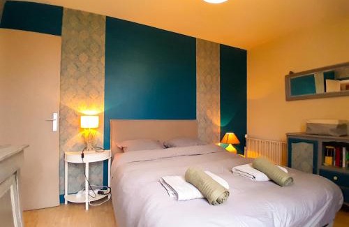 Houilles House | Maison T3, Invitation au voyage, Jardinet, Parking