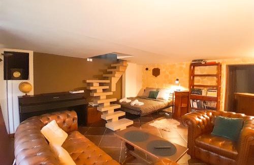Houilles House | Maison T3, Invitation au voyage, Jardinet, Parking