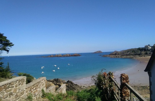 Rotheneuf-Le Pont House | Maison, Terrain Clos de 750m2 Accès 3 Plages à 200m. Vue Mer. 6 Personnes