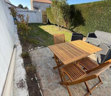 Le Petit Village House | Maison tout confort 4 personnes port des salines 3 étoiles 2025