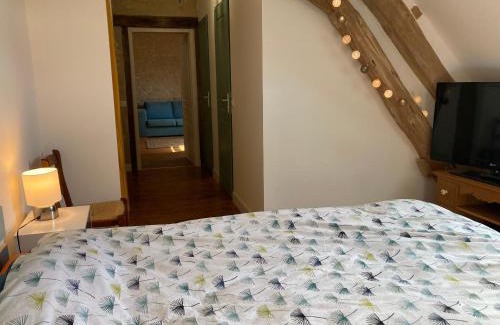 Etrechet House | Maison typique en Berry avec fibre et cour privée - FR-1-591-746