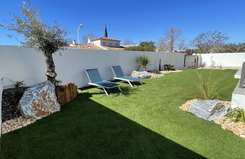 Vias Villa | Maison/Villa Saisonnière 2 kms Plage