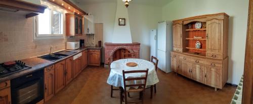 Santa-Maria-Siche Apartment | Maison village Corse