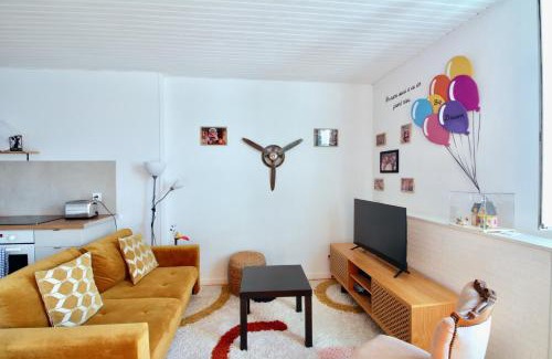 Bussy-Saint-Georges Apartment | Maison WonderLodge - Déco Disney - Jeux pour tous - Proche Disney et Paris