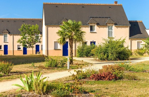 Azay-le-Rideau House | Maisonette charmante, accès Piscine + Tennis