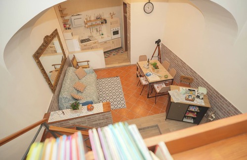 Historical Center Apartment | "Maisonette Rosy" historic house view Naples