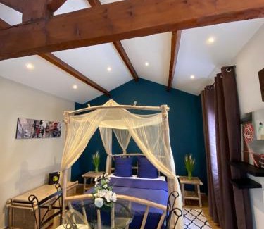 Miramas House | Maisonnette et piscine